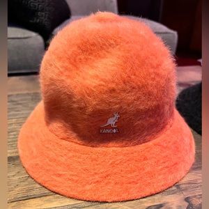 Kangol hat Orange Medium